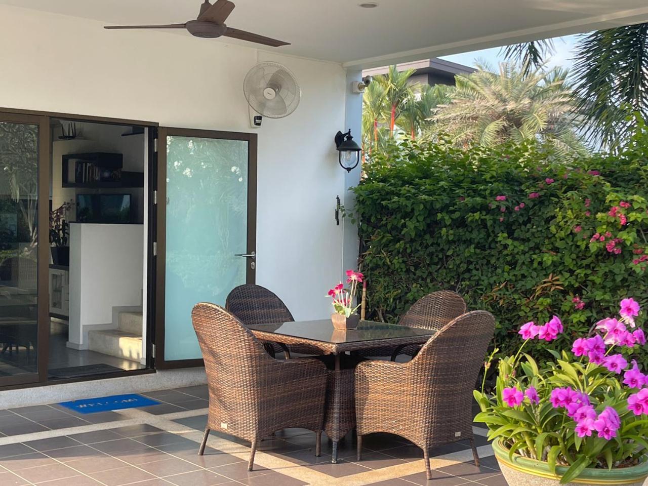 Seabreeze Villa Rayong Eksteriør bilde